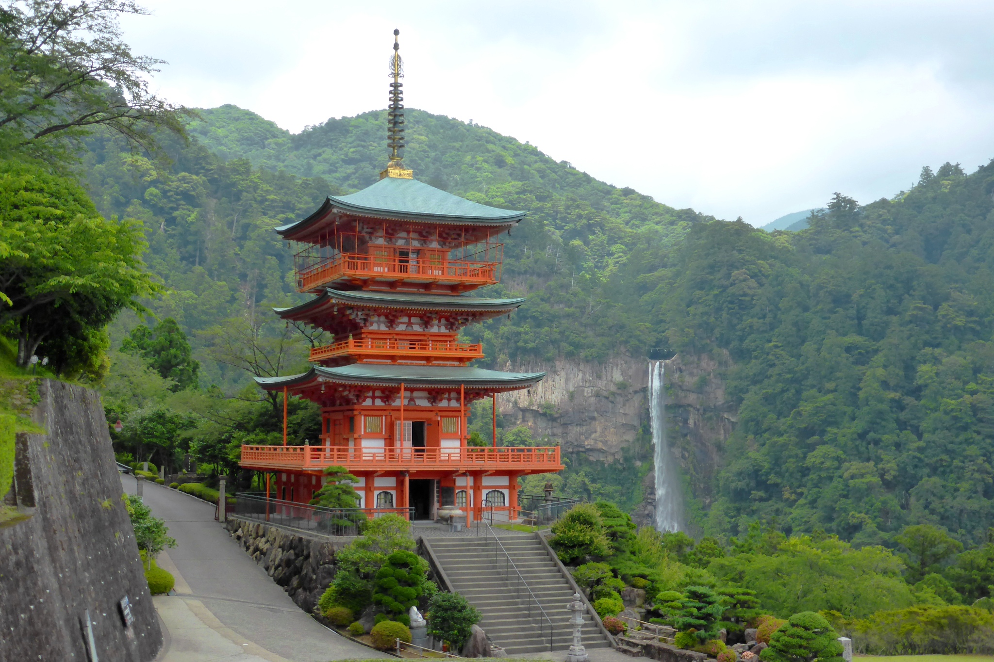 Seiganto-ji, Sanju-no-to (Three-storied Pagoda)